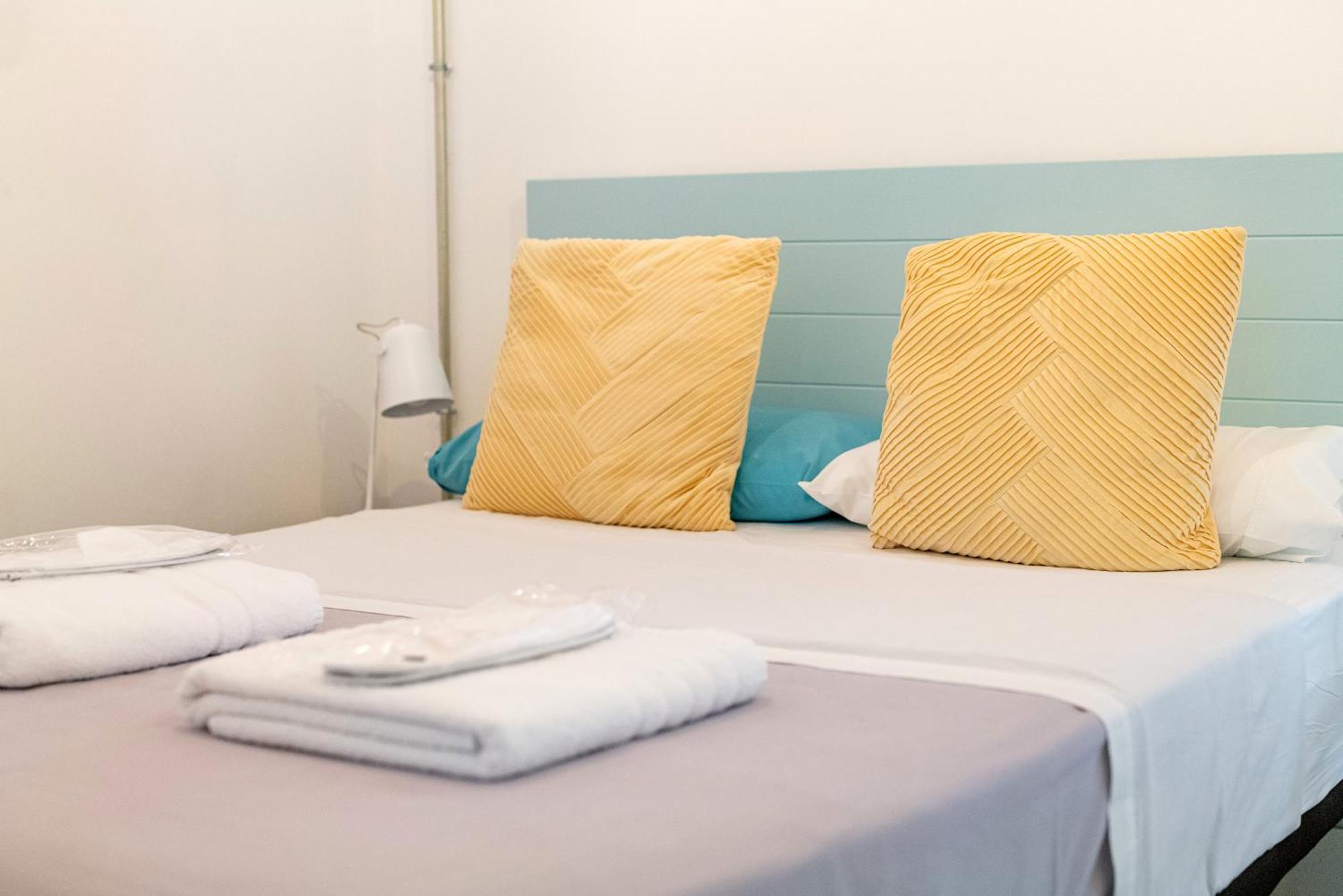 Vintage Apartment Near Puerta Del Sol Madrid Ngoại thất bức ảnh