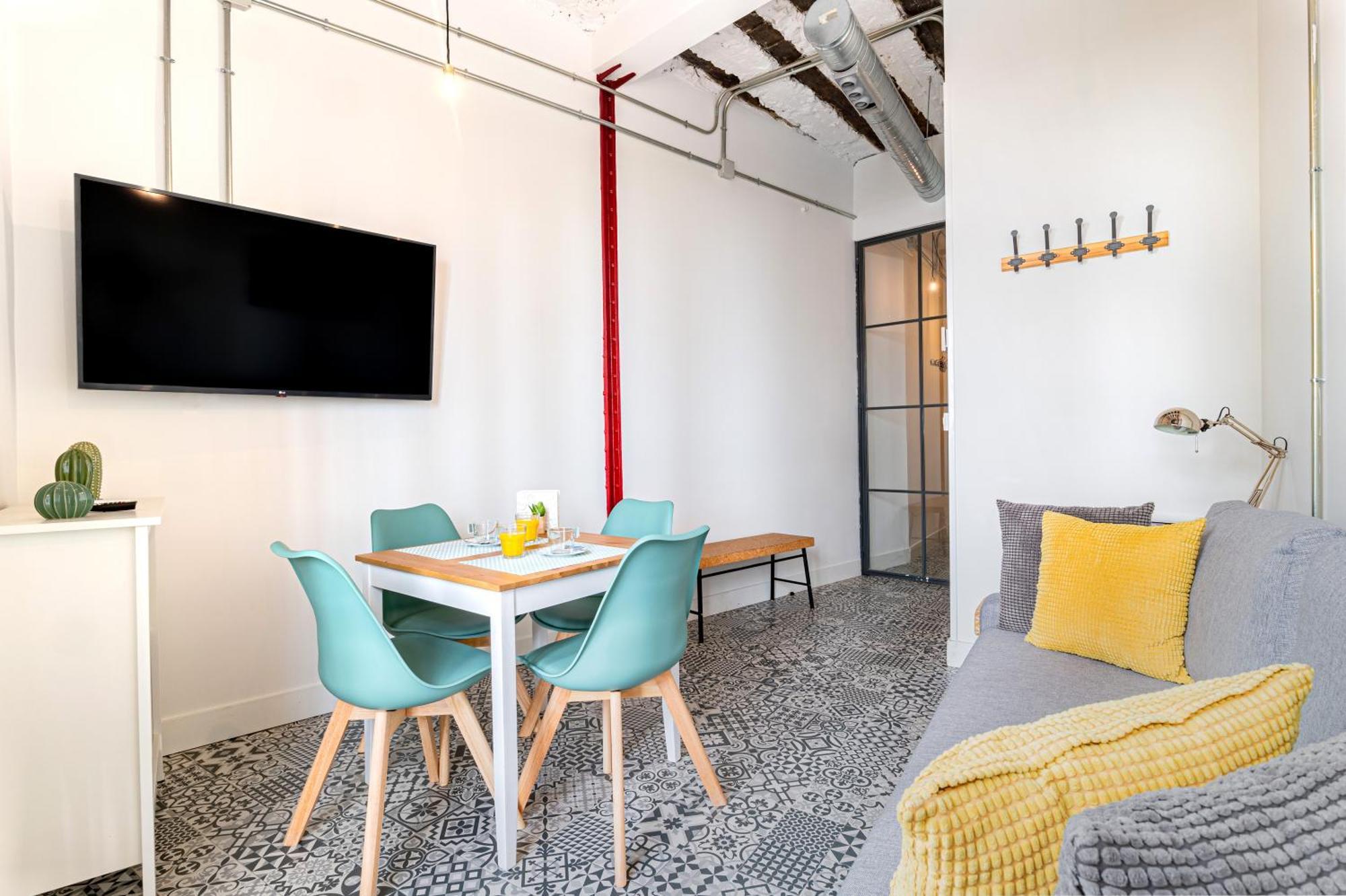 Vintage Apartment Near Puerta Del Sol Madrid Ngoại thất bức ảnh