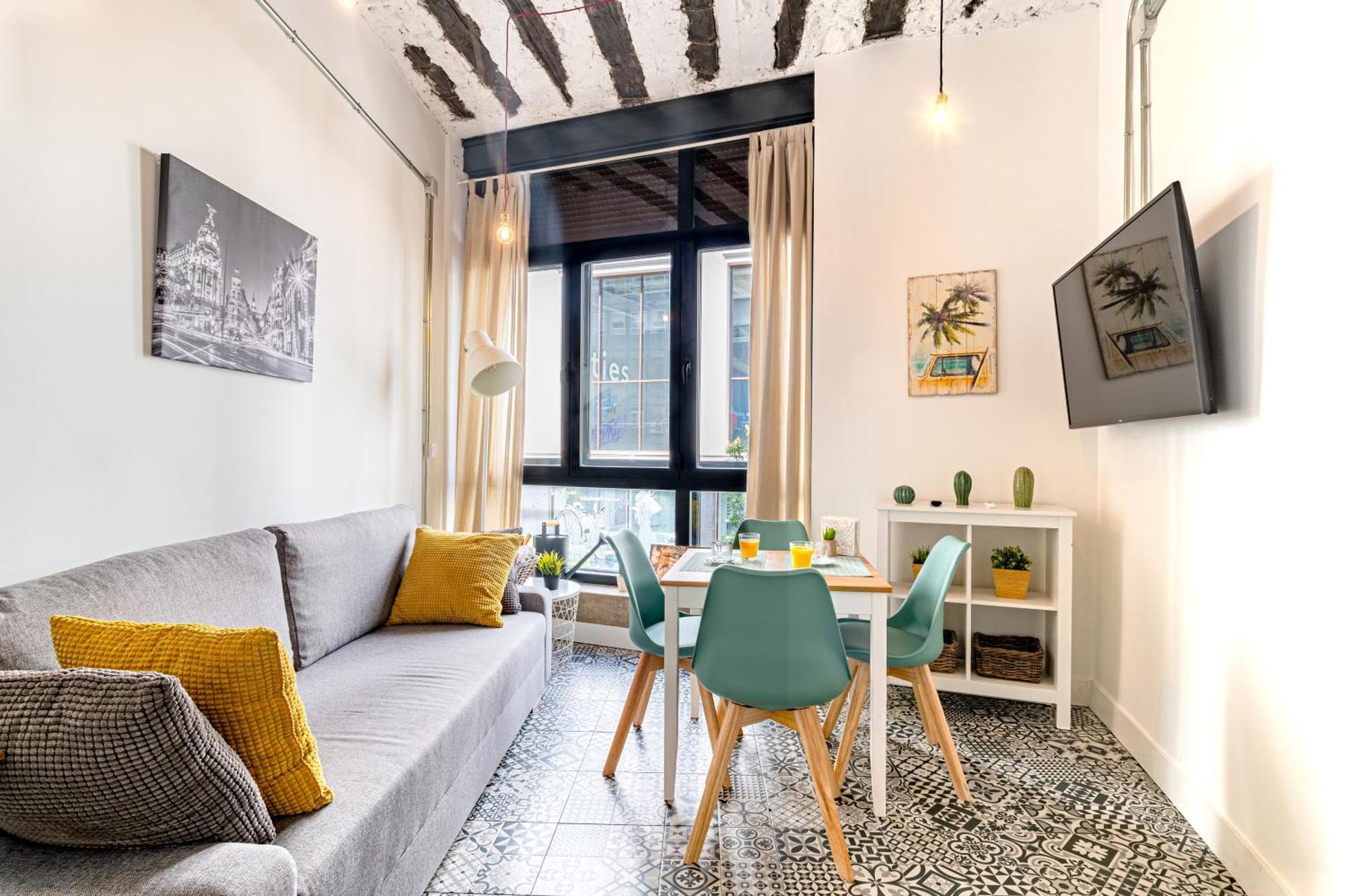 Vintage Apartment Near Puerta Del Sol Madrid Ngoại thất bức ảnh