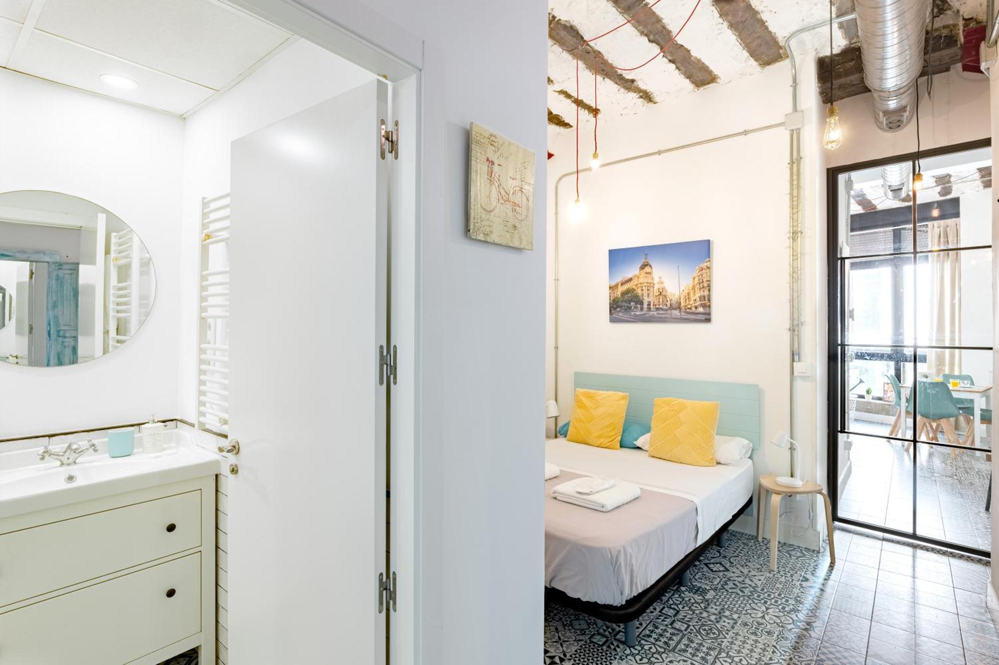 Vintage Apartment Near Puerta Del Sol Madrid Ngoại thất bức ảnh
