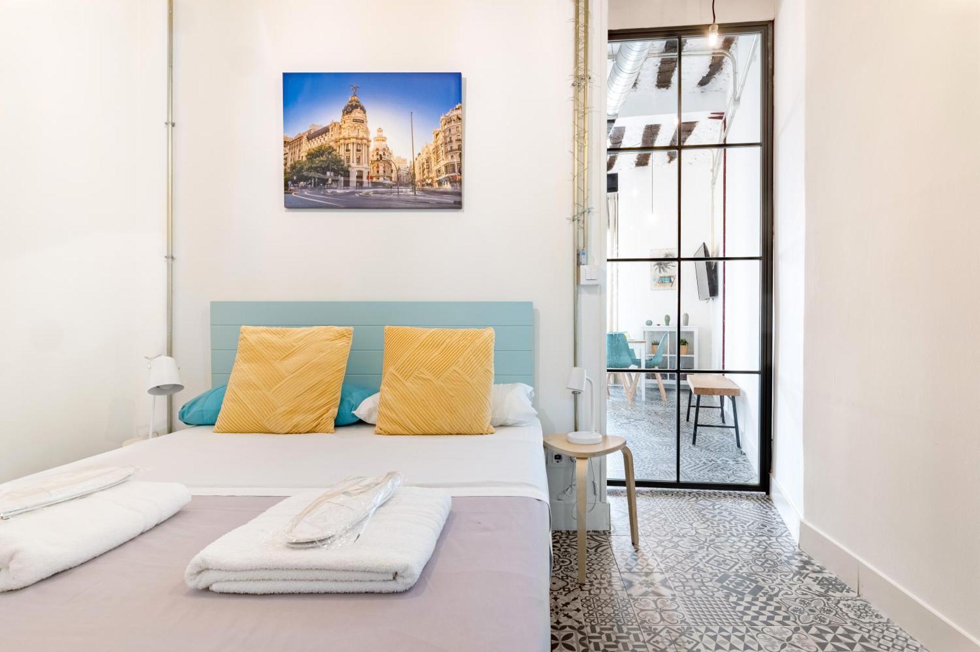 Vintage Apartment Near Puerta Del Sol Madrid Ngoại thất bức ảnh